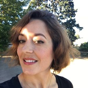 Meet your Posher, Sally